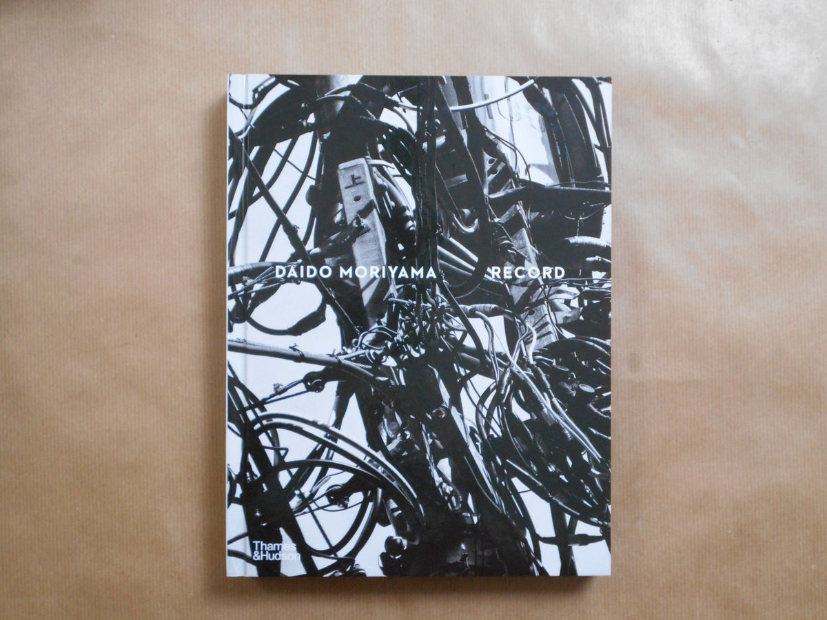 Record | Daido Moriyama | Thames & Hudson 2017 – buonaideabooks