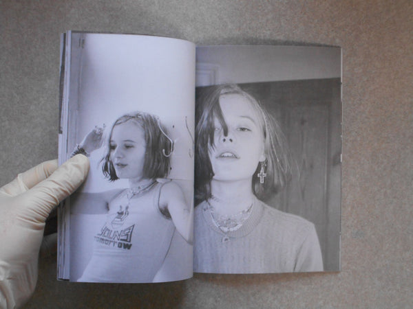 A fantastic kitten | Valerie Phillips, Arvida Bystrom | Self Published 2012 [SIGNED]