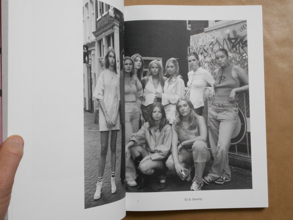 Die Vallen Amsterdam | Dana Lixemberg | Roma Publications 2025