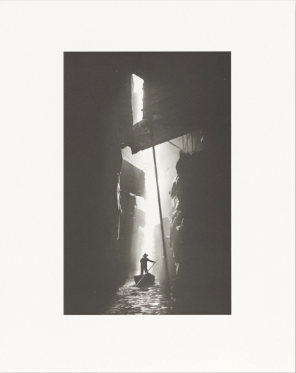 Hong Kong street life - Collotype Portfolio | Fan Ho | Benrido 2025