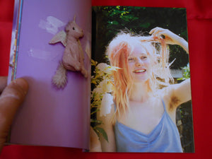 This is my divers license | Valerie Phillips, Arvida Bystrom | Self Published 2013
