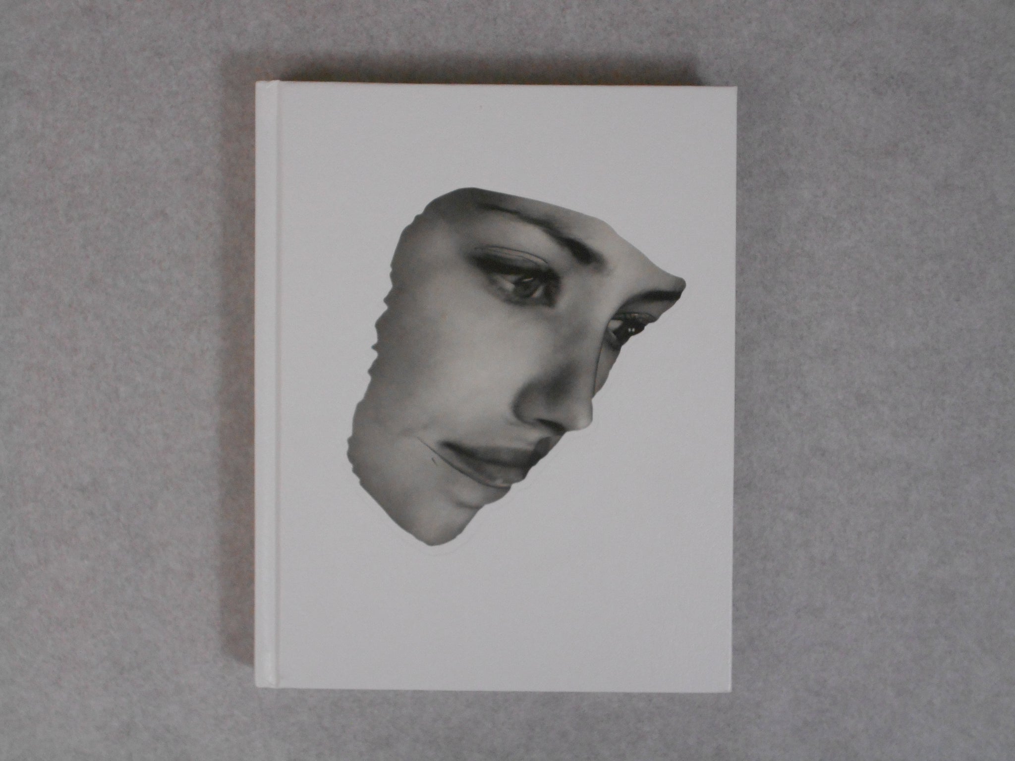 Spirit is a bone | Adam Broomberg, Oliver Chanarin | MACK 2016