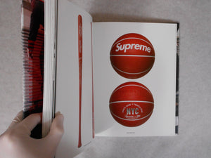 Supreme vol.1, Supreme Edition | Aaron Bondaroff, James Jebbia, KAWS | Rizzoli 2010
